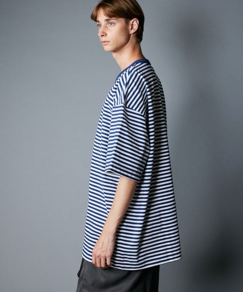 rehacer(レアセル)の「rehacer : Heavy Cotton Border Loose S/S / ヘビーコットンボーダールーズカットソー(Tシャツ/カットソー・メンズ・ブラック/ネイビー・MEDIUM/LARGE/X-LARGE)」の10枚目の写真