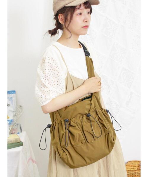 Samansa Mos2（サマンサ モスモス）の「ドロストショルダーバッグ（ハンドバッグ・レディース・ブラック/ベージュ・F）」の16枚目の写真
