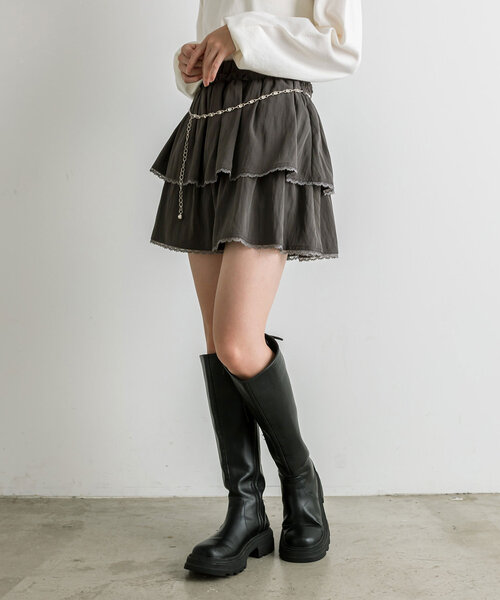 OLIVE des OLIVE（オリーブデオリーブ）の「チェーンベルト付きティアードミニスカート（スカート・レディース・ブラウン/チャコールグレー/オフホワイト・FREE）」の14枚目の写真