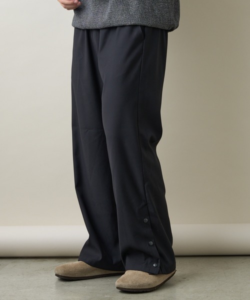 CIAOPANIC TYPY（チャオパニックティピー）の「サイドスナップワイドパンツ（スラックス・メンズ・ライトグレー/ブラック/チャコールグレー・ONE SIZE）」の4枚目の写真