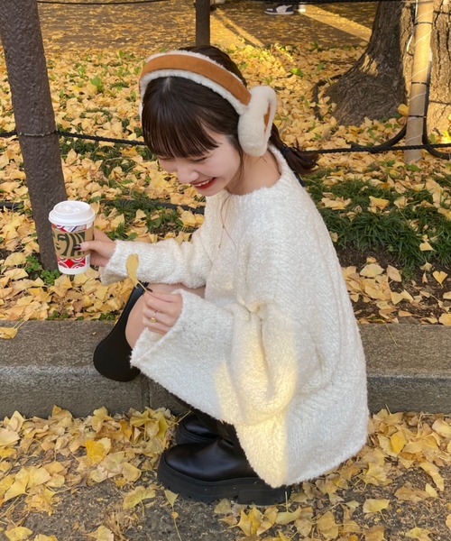 hinari（ヒナリ）の「ブークレ透かし編みデザインニット（ニット