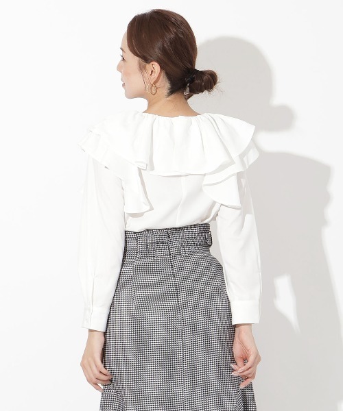 AND COUTURE（アンドクチュール）の「フリルケープブラウス（シャツ/ブラウス・レディース・アイボリー/ブラック/レッド/ダークブラウン・FREE）」の7枚目の写真