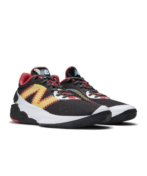 NEW BALANCE(ニューバランス)の「New Balance TWO WXY v5(ニューバランス トゥーウェイ v5)(スニーカー・メンズ・グリーン系/ブラック系・26cm/26.5cm/27cm/27.5cm/28cm/28.5cm/29cm/30cm)」の1枚目の写真