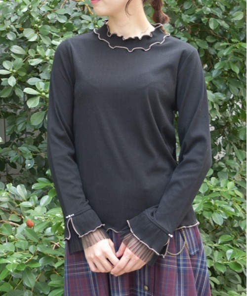 axes femme（アクシーズファム）の「プリーツチュール切替リブプルオーバー（Tシャツ/カットソー・レディース・ワイン/ブラック/ブルー/キナリ・FREE）」の3枚目の写真