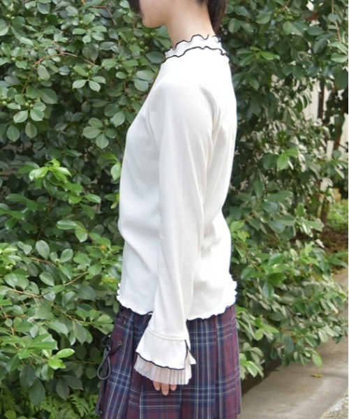 axes femme（アクシーズファム）の「プリーツチュール切替リブプルオーバー（Tシャツ/カットソー・レディース・ワイン/ブラック/ブルー/キナリ・FREE）」の6枚目の写真