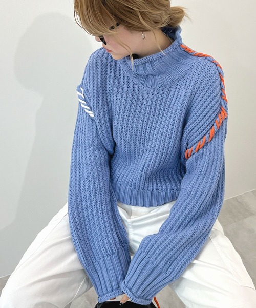 ABYS（アビス）の「切替配色がアクセントに。アシメ配色ステッチニットトップス（ニット/セーター・レディース・ブラック/ブルー/ライトグレー・FREE）」の3枚目の写真