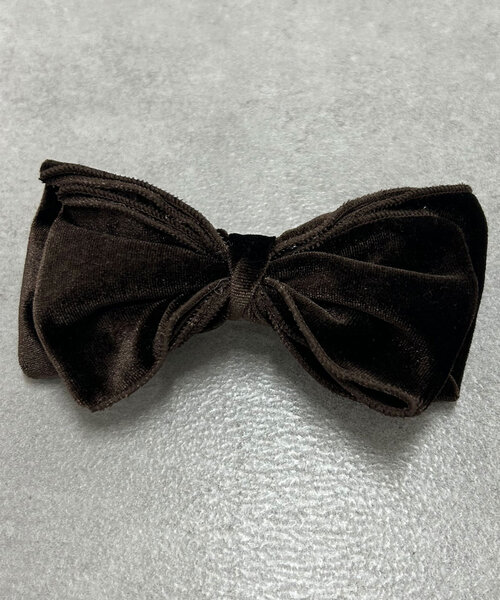 SHENERY（シーナリー）の「ベロアリボンバレッタ（その他ヘアアクセサリー・レディース・ブラック/ブラウン・FREE）」の6枚目の写真