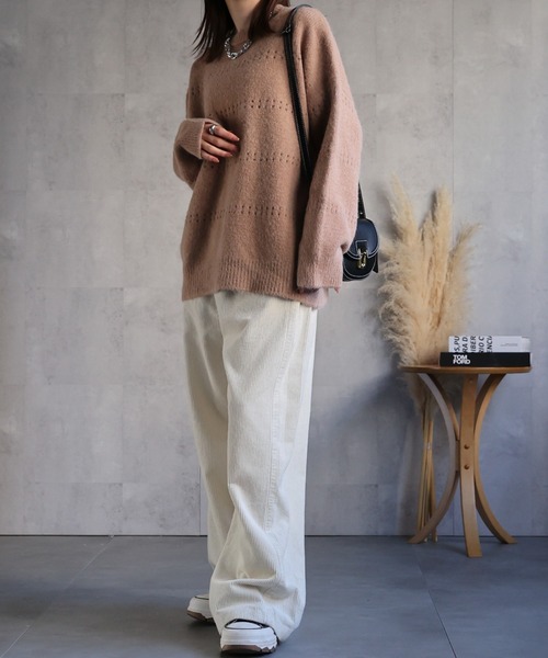 CREARE -LINO-（クレアーレリノ）の「〈ユニセックス商品〉アイレットニットプルオーバー（ニット/セーター・レディース・ブラウン/ホワイト/ピンク/パープル/チャコール・FREE）」の14枚目の写真