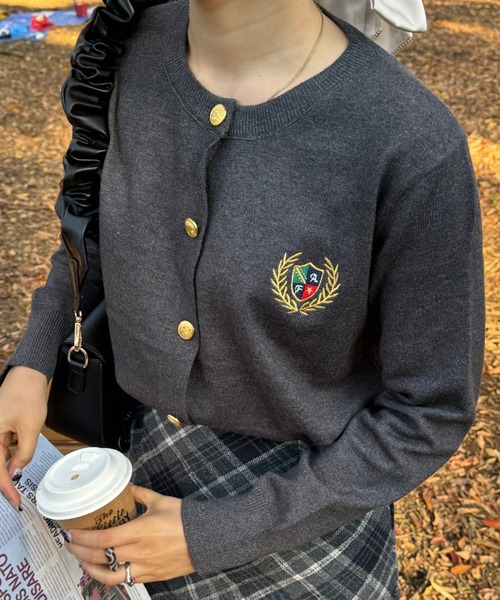 efill(エフィル)の「セーター / 刺繍の ニット カーディガン(カーディガン/ボレロ・レディース・グレー・FREE)」の1枚目の写真