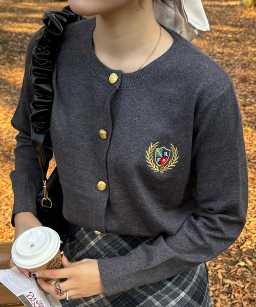 efill(エフィル)の「セーター / 刺繍の ニット カーディガン(カーディガン/ボレロ・レディース・グレー・FREE)」の3枚目の写真