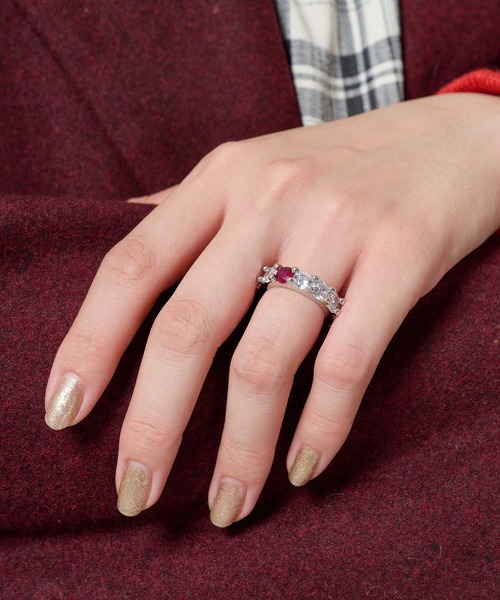 TINA：JOJUN（ティーナジョジュン）の「バイカラー ジルコニアリング TINA：JOJUN（リング・レディース・シルバー/モスグリーン・13号/11号/9号）」の8枚目の写真