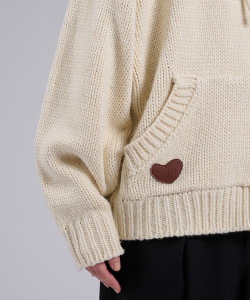 ONCILY（オンシェリー）の「ONEPOINT LOGO FULL-ZIP KNIT HOODIE / ワンポイントロゴフルジップニットフーディ（パーカー・メンズ・ネイビー/アイボリー/ブラック・MEDIUM/LARGE）」の19枚目の写真