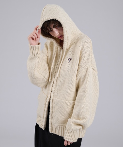 ONCILY（オンシェリー）の「ONEPOINT LOGO FULL-ZIP KNIT HOODIE / ワンポイントロゴフルジップニットフーディ（パーカー・メンズ・ネイビー/アイボリー/ブラック・MEDIUM/LARGE）」の13枚目の写真