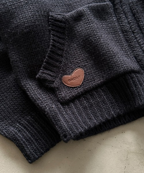 ONCILY（オンシェリー）の「ONEPOINT LOGO FULL-ZIP KNIT HOODIE / ワンポイントロゴフルジップニットフーディ（パーカー・メンズ・ネイビー/アイボリー/ブラック・MEDIUM/LARGE）」の8枚目の写真