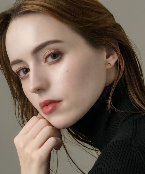 muku(ムク)の「PIERCE / MINIMUM ROSE(ピアス(両耳用)・レディース・シルバー/ゴールド・FREE)」の16枚目の写真