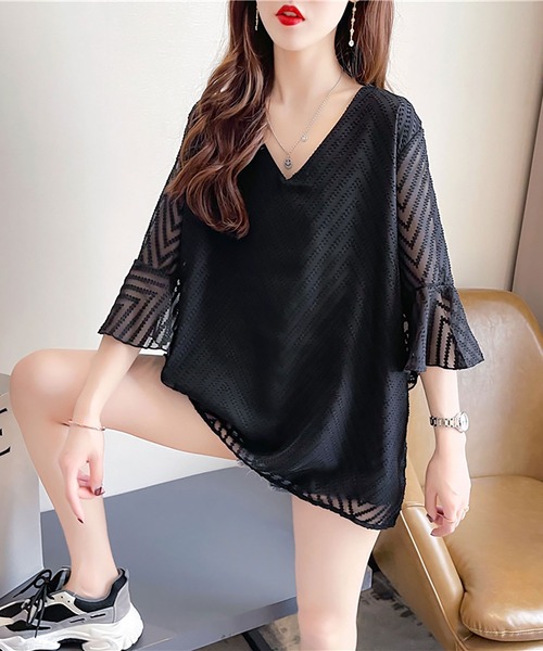Asterellivi（アステレリビ）の「シアーVネックブラウス（シャツ/ブラウス・レディース・ホワイト/ブラック・L/M/XL）」の8枚目の写真