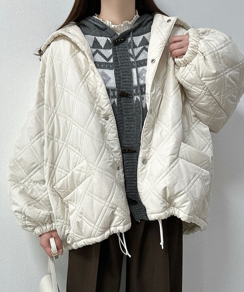 Cham.(チャム)の「ノルディック柄フーディ付きニット(ニット/セーター・レディース・グレー・F)」の8枚目の写真