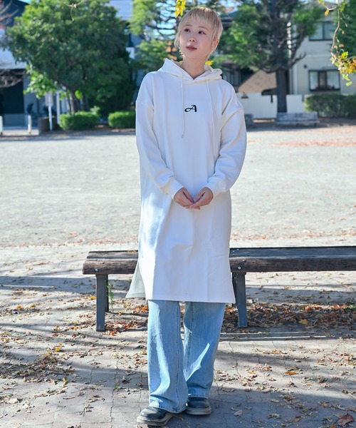 Alite cloth(アリーテクロス)の「ワンポイントプリントチュニック(スウェット・レディース・ブラック/ネイビー/ピンク/ホワイト・L/M)」の19枚目の写真