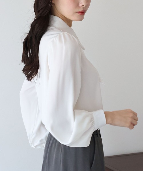 BLUEEAST（ブルーイースト）の「《5色展開》パールモチーフリボンブラウス（シャツ/ブラウス・レディース・ホワイト/ミント/ブラック/ベージュ/ピンク・MEDIUM）」の10枚目の写真