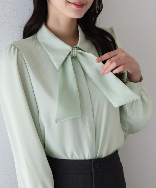 BLUEEAST（ブルーイースト）の「《5色展開》パールモチーフリボンブラウス（シャツ/ブラウス・レディース・ホワイト/ミント/ブラック/ベージュ/ピンク・MEDIUM）」の15枚目の写真