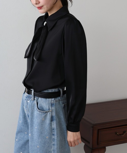 BLUEEAST（ブルーイースト）の「《5色展開》パールモチーフリボンブラウス（シャツ/ブラウス・レディース・ホワイト/ミント/ブラック/ベージュ/ピンク・MEDIUM）」の20枚目の写真