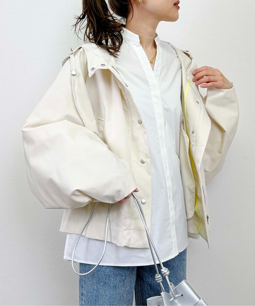 LUGIVA（ルギヴァ）の「ドルマンスリーブマウンテンパーカー（ブルゾン・レディース・ネイビー/オフホワイト・M）」の2枚目の写真