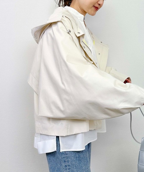 LUGIVA（ルギヴァ）の「ドルマンスリーブマウンテンパーカー（ブルゾン・レディース・ネイビー/オフホワイト・M）」の6枚目の写真