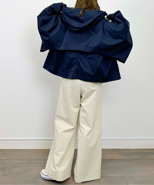 LUGIVA（ルギヴァ）の「ドルマンスリーブマウンテンパーカー（ブルゾン・レディース・ネイビー/オフホワイト・M）」の17枚目の写真