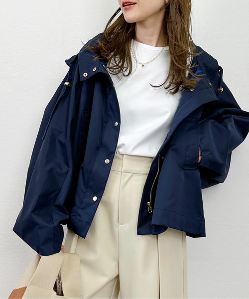 LUGIVA（ルギヴァ）の「ドルマンスリーブマウンテンパーカー（ブルゾン・レディース・ネイビー/オフホワイト・M）」の11枚目の写真