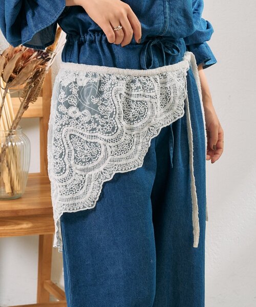 CIAOPANIC TYPY（チャオパニックティピー）の「【From India】マルチウェイレース刺繍つけ襟（バンダナ/スカーフ・レディース・ホワイト・ONE SIZE）」の7枚目の写真