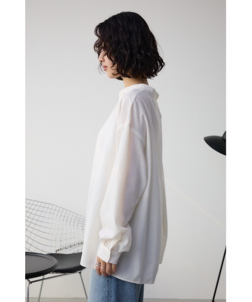 AZUL by moussy(アズールバイマウジー)の「バックタックオープンスキッパー(シャツ/ブラウス・レディース・ホワイト系その他/オフホワイト/ブラック・FREE)」の8枚目の写真