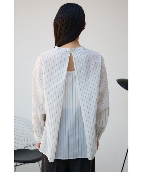 AZUL by moussy(アズールバイマウジー)の「バックタックオープンスキッパー(シャツ/ブラウス・レディース・ホワイト系その他/オフホワイト/ブラック・FREE)」の20枚目の写真