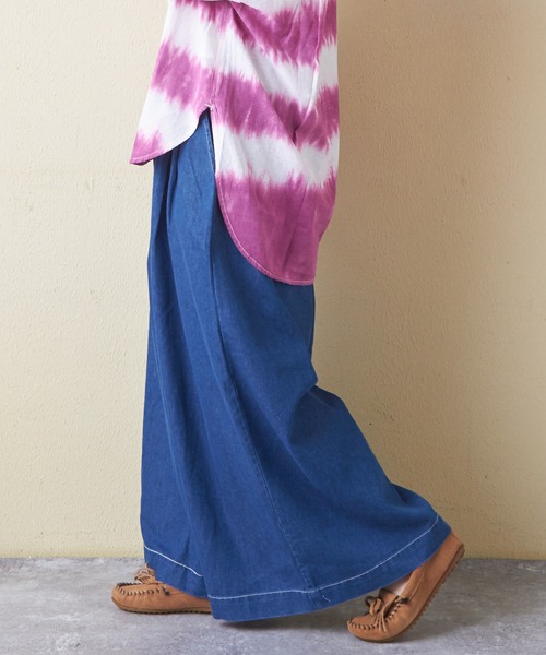 CUBE SUGAR（キューブシュガー）の「デニムガウチョパンツ（デニムパンツ・レディース・インディゴブルー/ライトブルー・M）」の11枚目の写真