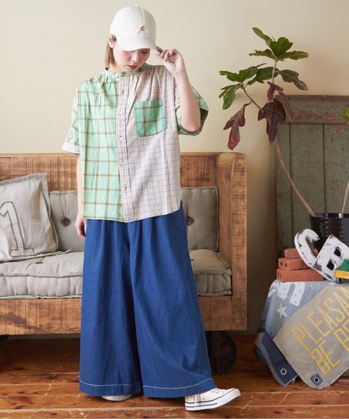 CUBE SUGAR（キューブシュガー）の「デニムガウチョパンツ（デニムパンツ・レディース・インディゴブルー/ライトブルー・M）」の6枚目の写真