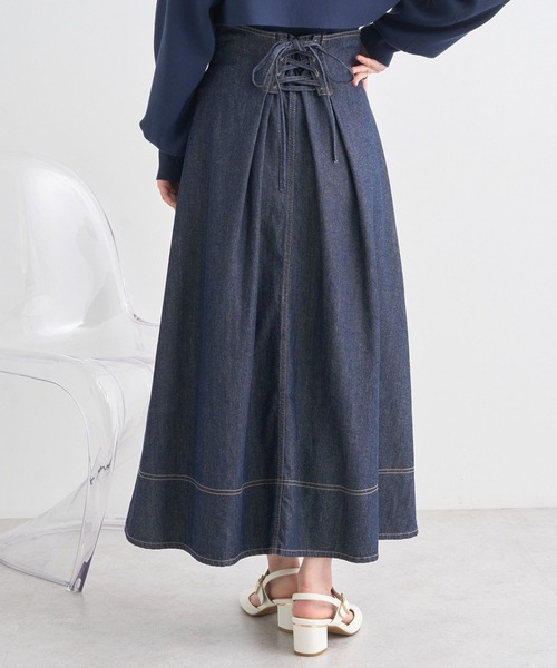earth music&ecology（アースミュージックアンドエコロジー）の「フロントZIPデニムスカート（スカート・レディース・インディゴブルー/ブルー系その他・S/M）」の2枚目の写真