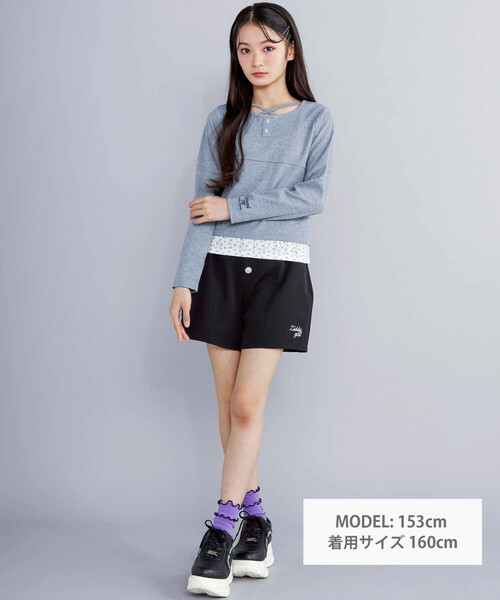 ZIDDY（ジディ）の「【 ニコ☆プチ 掲載 】クロスネック裾花柄Tシャツ(130~160cm)（Tシャツ/カットソー・キッズ・パープル/グレー・FREE/130cm/140cm/150cm）」の4枚目の写真