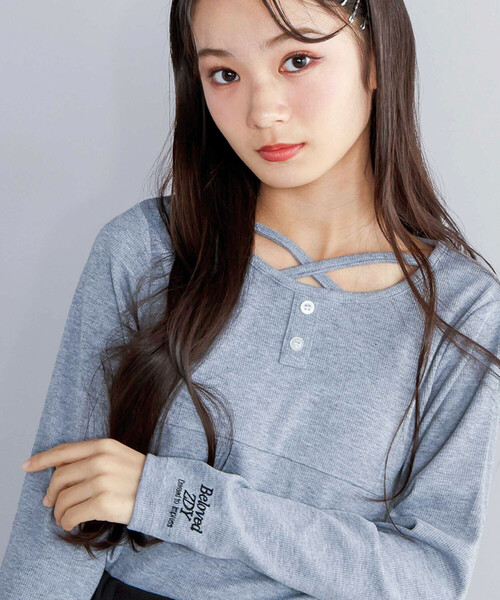 ZIDDY（ジディ）の「【 ニコ☆プチ 掲載 】クロスネック裾花柄Tシャツ(130~160cm)（Tシャツ/カットソー・キッズ・パープル/グレー・FREE/130cm/140cm/150cm）」の9枚目の写真