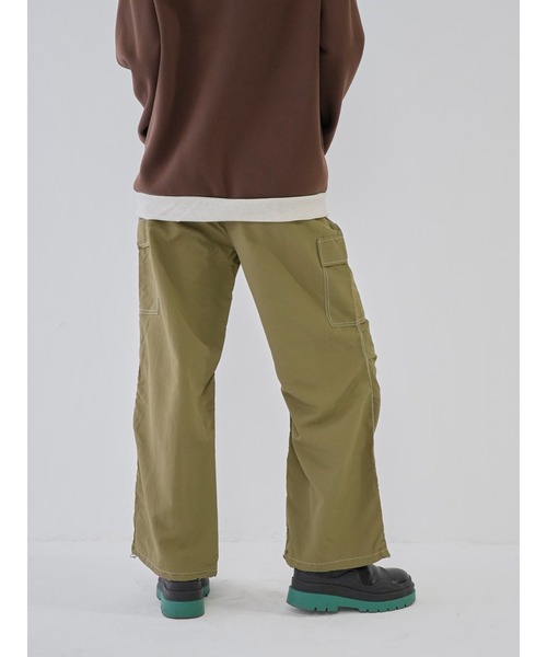 Uenui(ウニュイ)の「【 cunii 】ステッチ ストリング カーゴパンツ(カーゴパンツ・レディース・ホワイト/カーキ/ブラック・FREE)」の4枚目の写真