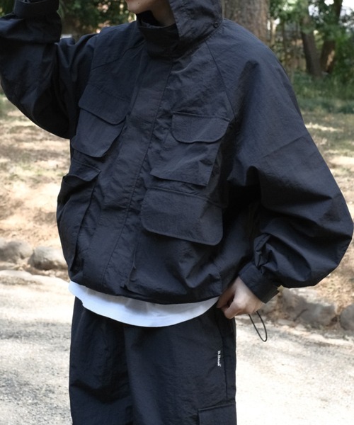 BROKEN BASE（ブロークンベース）の「マルチポケットナイロンブルゾン（ナイロンジャケット・メンズ・アイボリー/ブラック系/ネイビー・SMALL/MEDIUM/LARGE）」の3枚目の写真