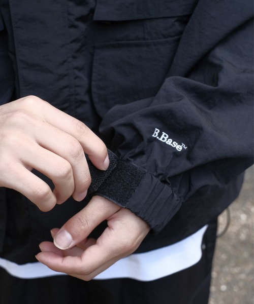 BROKEN BASE（ブロークンベース）の「マルチポケットナイロンブルゾン（ナイロンジャケット・メンズ・アイボリー/ブラック系/ネイビー・SMALL/MEDIUM/LARGE）」の9枚目の写真