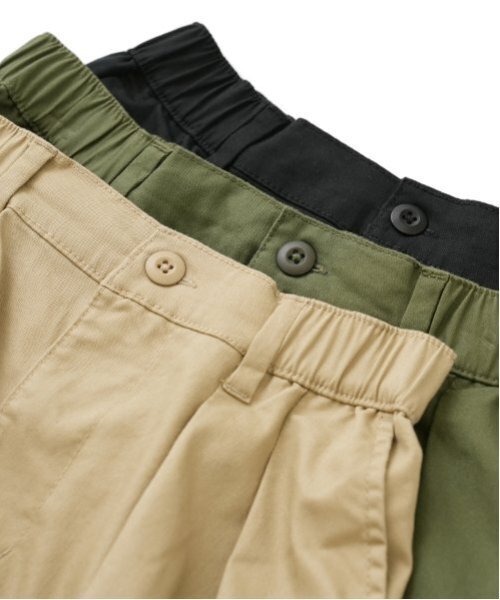 GLAZOS（グラソス）の「【大人向けサイズあり】綿ポリストレッチツイル・タックパンツ（その他パンツ・キッズ・ベージュ/ブラック/カーキ・LL/L/M/S）」の9枚目の写真