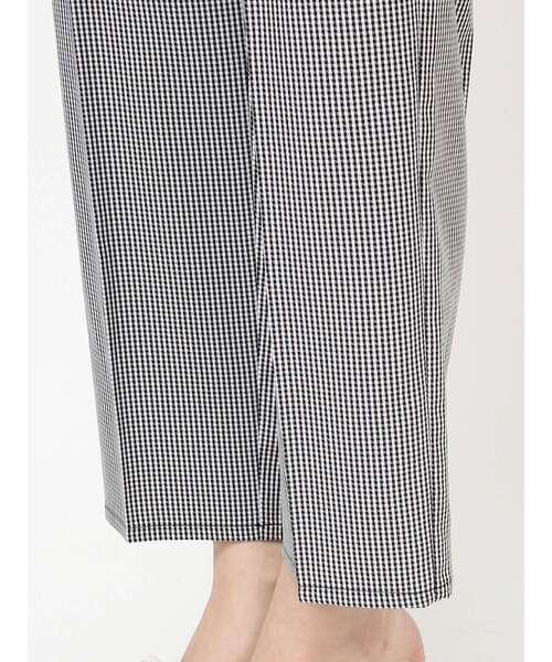 RESEXXY(リゼクシー)の「センタープレステーパードパンツ【セットアップ着用可能】(その他パンツ・レディース・アイボリー/ブラック/その他1・FREE)」の22枚目の写真