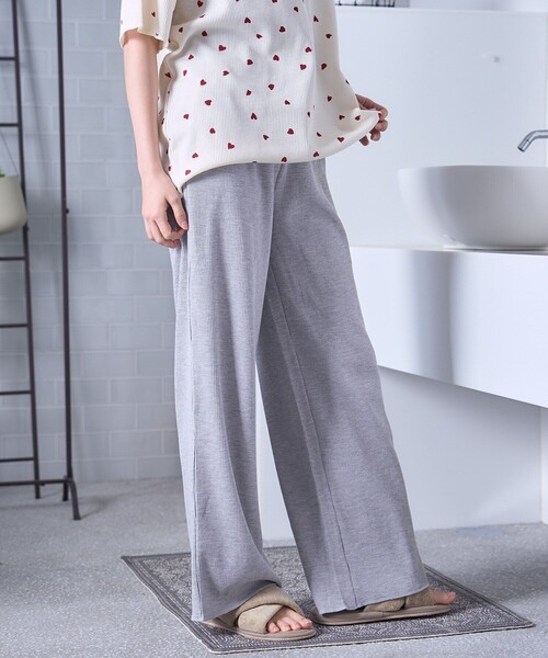 FREAK'S STORE（フリークスストア）の「FRUIT OF THE LOOM × FREAK'S STORE/フルーツオブザルーム 別注 ハートTシャツ無地パンツルームセット/パジャマセット（ルームウェア/パジャマ・レディース・グレー/オフホワイト・SMALL/MEDIUM）」の21枚目の写真