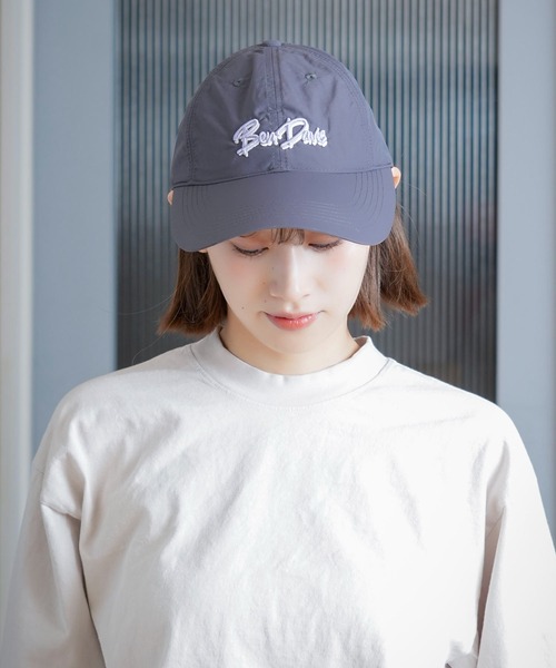BEN DAVIS(ベンデイビス)の「【BEN DAVIS/ベンデイビス】【COOLMAXで蒸れない・涼しい】ワイドブリムキャップ UVカット対応 接触冷感・吸水速乾(キャップ・メンズ・チャコールグレー/ブラック/ベージュ・FREE)」の2枚目の写真
