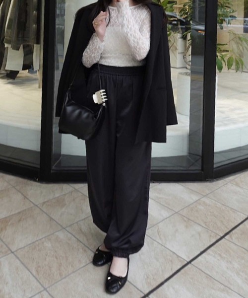 Reurie'（レウリィ）の「レースシアートップス／lace sheer top(ayaka select)長袖 きれいめ シンプル ベーシック モード 韓国（キャミソール・レディース・ホワイト・FREE）」の14枚目の写真