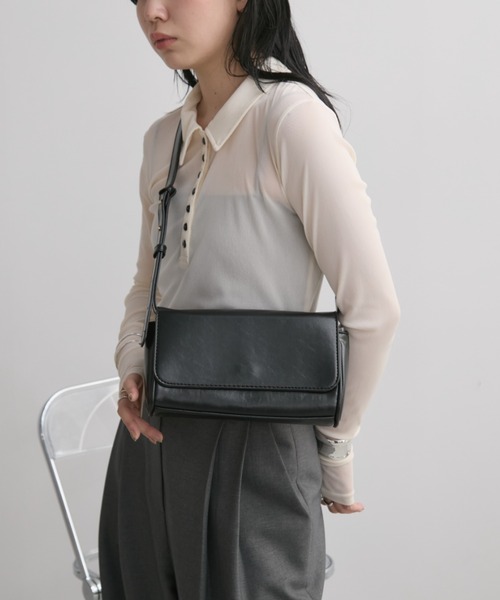 Aunt Marie's(アントマリーズ)の「ロングスクエアフラップショルダーバッグ(ショルダーバッグ・レディース・イエロー/アイボリー/ブラック・FREE)」の20枚目の写真
