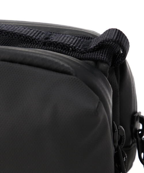 Topologie（トポロジー）の「Topologie/トポロジー  Mini Bottle Sacoche ミニ ボトル サコッシュ【バッグ単体】（ショルダーバッグ・レディース・ブラック/ブルー・F）」の15枚目の写真