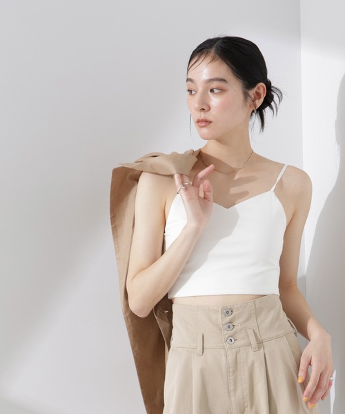 NANO universe(ナノユニバース)の「ストレッチポンチカップ付きブラトップキャミソール(キャミソール・レディース・ブラック/ホワイト・M/S)」の14枚目の写真