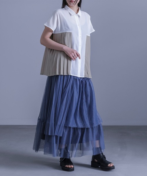 kOhAKU（コハク）の「サイド異素材プリーツシャツ（シャツ/ブラウス・レディース・オフホワイト/ブラック・2/1）」の21枚目の写真