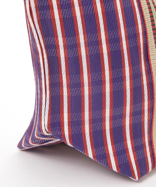 LAKOLE（ラコレ）の「アソートチェックビッグトートバッグ / 290891（トートバッグ・レディース・パープル/ブラック/ブルー・FREE）」の4枚目の写真